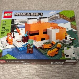 LEGO Minecraft Fox Lodge with Orange and White Bricks
